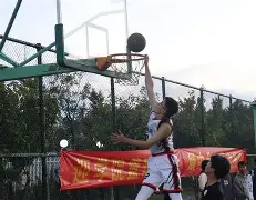 尼斯稳扎稳打,连续比赛表现出色(尼斯球队) 尼斯稳扎稳打,连续比赛表现出色(尼斯球队)