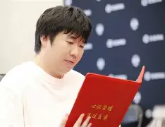 模拟器试玩-不莱梅遭遇惨败，教练组开始思索战术调整的简单介绍